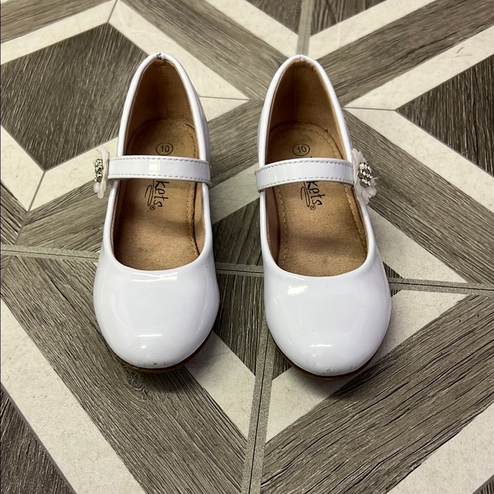 Kids White Mary Jane Shoes